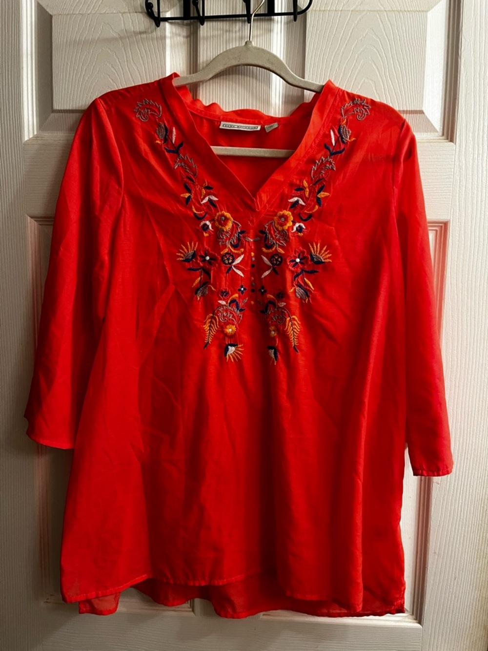 DANA BUCHMAN~EMBROIDERED PEASANT BLOUSE~L
